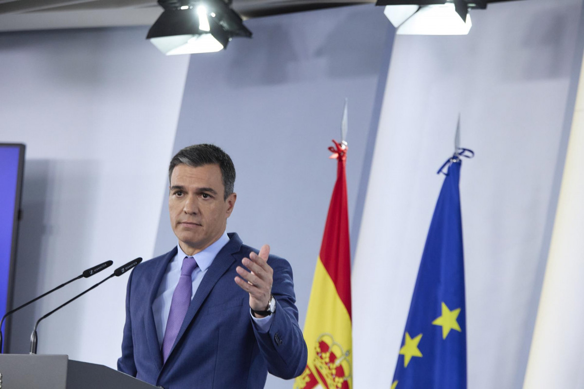 El presidente del Gobierno de España , Pedro Sánchez, comparece tras la reunión del Consejo de Ministros Extraordinario, en el Palacio de la Moncloa, a 22 de junio de 2022, en Madrid (España).