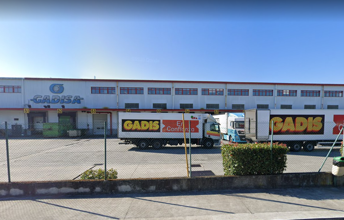 Almacu00e9n central de Gadisa en el Polu00edgono de Piadela en Betanzos