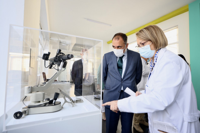 El conselleiro de Sanidade acude a la inauguración de la exposición 'Hospital Provincial: 125 anos'.