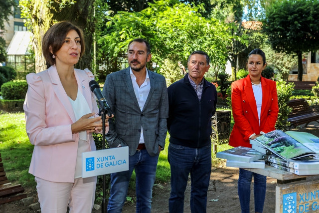 La conselleira de Medio Ambiente, Territorio y Vivienda, Ángeles Vázquez, en los actos del Día del árbol