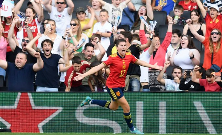 España presenta su candidatura al Europeo goleando 4-1 a Finlandia