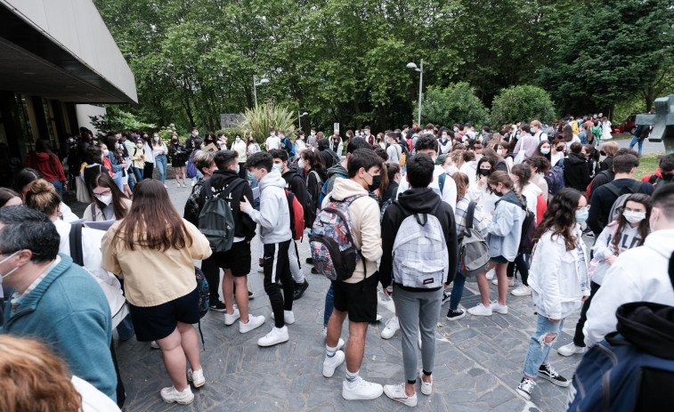 Los alumnos gallegos vuelven a dejar el pabellón alto, con un 96% de aprobados en la EBAU de 2022