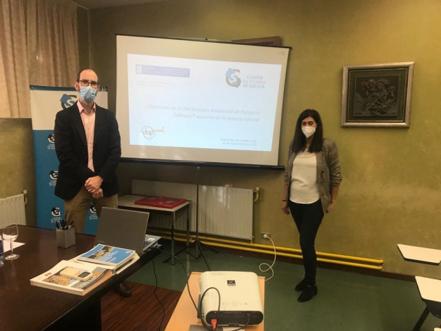 Técnicos que certificaron el sector de la pizarra de Galicia para la obtención de la Declaración Ambiental de Producto (DAP).