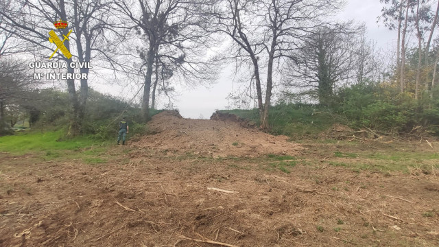 Destrozos en un castro de la Edad de Hierro en Lestrobe