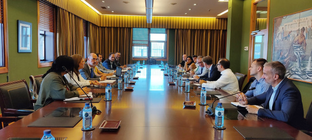 Reunión con expertos de la Comisión Europea.