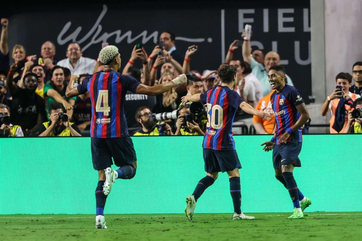 EuropaPress 4591651 23 july 2022 us vegas barcelona midfielder raphael dias celebrates with his