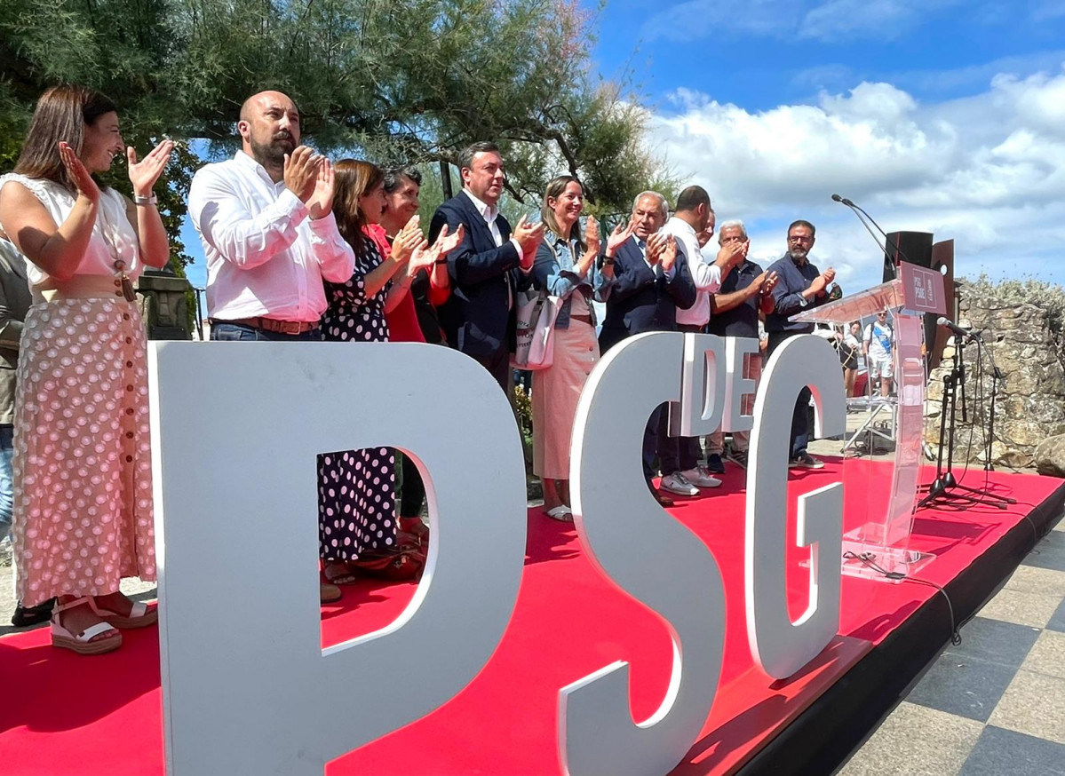 Acto de los socialistas hoy en Rianxo por el Du00eda Nacional de Galicia