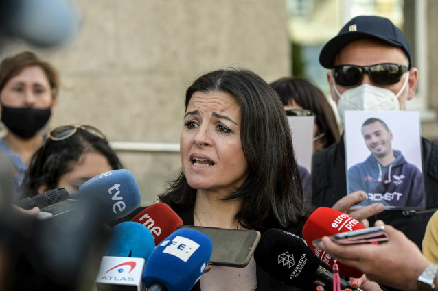 Archivo - La portavoz de las víctimas del Villa de Pitanxo, María José Do Pazo, ofrece declaraciones a los medios en un acto celebrado después de tres meses del naufragio del pesquero ‘Villa de Pitanxo’, ante la Delegación del Gobierno, a 13 de mayo de 20