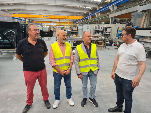 Visita de David Regades a Pontevedresa Group.