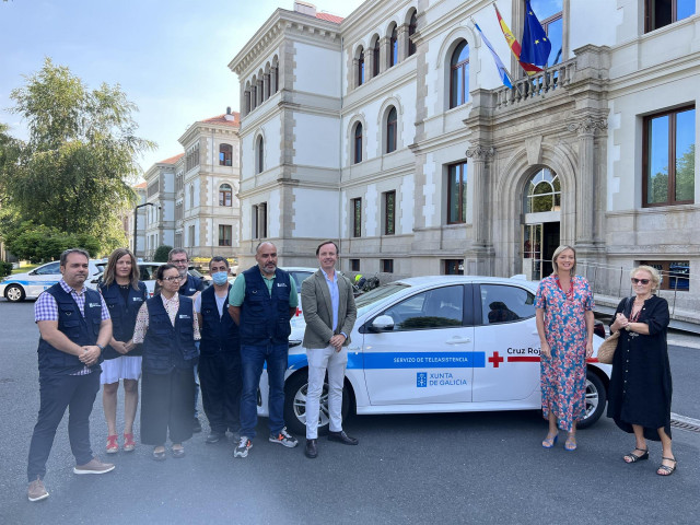 La Xunta financia con 1,4 millones de euros el servicio de teleasistencia de Galicia para alcanzar los 10.000 usuarios