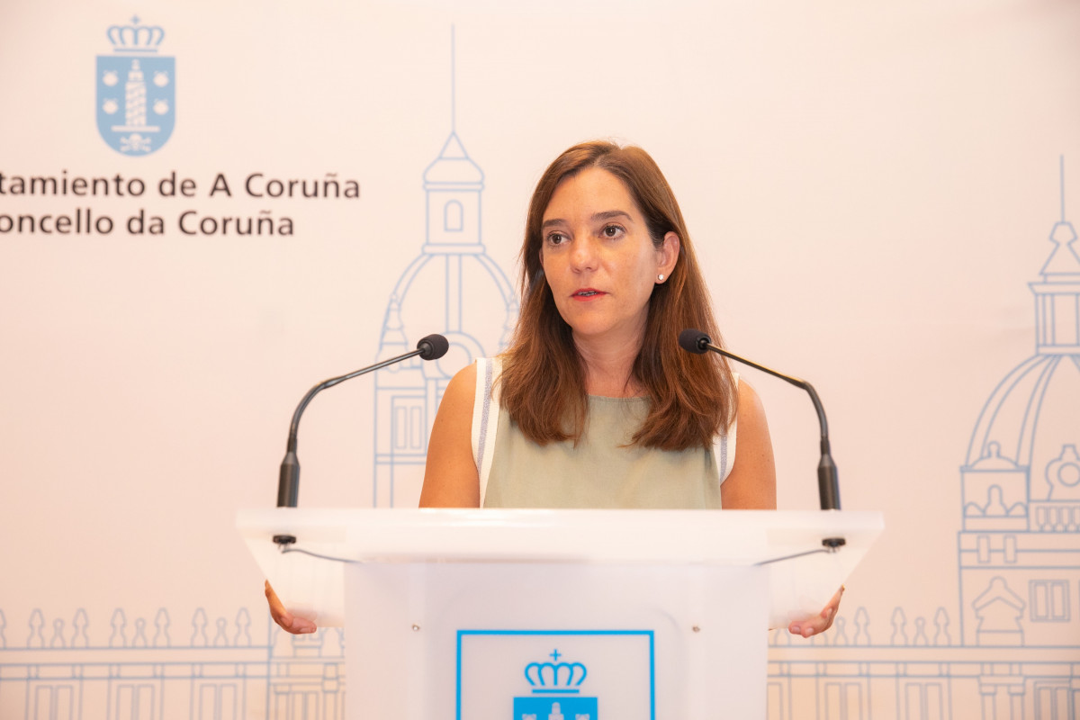 La alcaldesa de A Coruña, Inés Rey, en rueda de prensa tras la Junta de Gobierno local