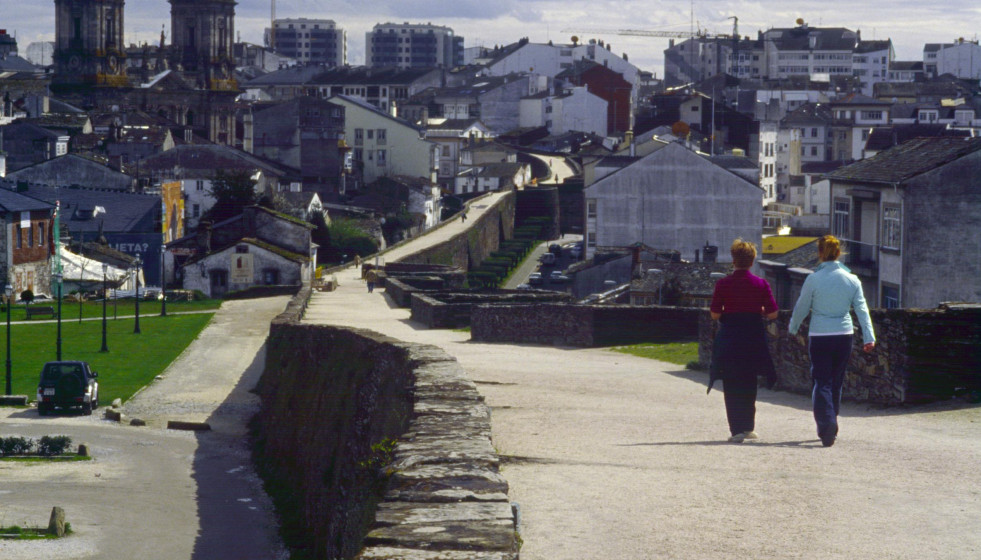 Archivo - Calzada de la Muralla de Lugo