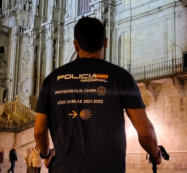 Un reto solidario de la Policía Nacional de Vigo busca recaudar fondos contra la enfermedad Charcot Marie Tooth