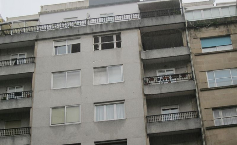 Fallece una niña de 6 años al precipitarse al vacío desde un cuarto piso en Zamora