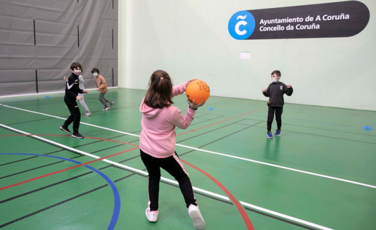 Las escuelas deportivas municipales de A Coruña ofertan más de 2.000 plazas