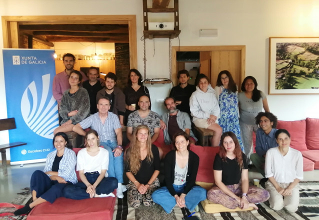 Nota E Foto: O Cineasta Oliver Laxe Reúne Nos Ancares 16 Creadores Para A Primeira Edición Das Residencias Proxectos Creativos Esenciais Co Apoio Da Xunta