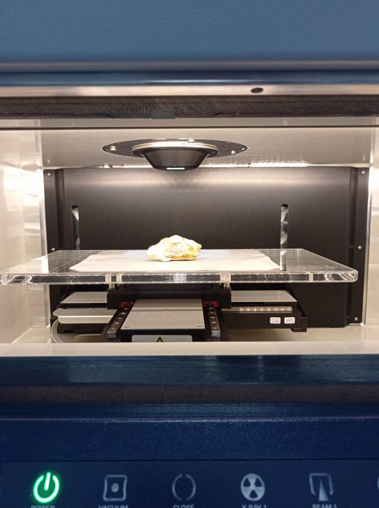 Hallazgo mundial en Moaña con la clasificación de la 'ermeloíta', cuarto mineral descubierto en Galicia