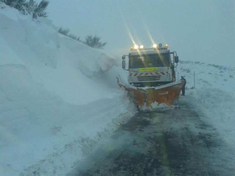 Galicia loita por recuperarse dun temporal que deixou aldeas illadas e zonas catastróficas