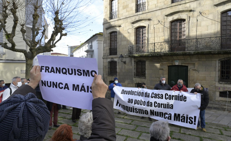 Los Franco tratan de vender, de nuevo, la Casa Cornide, mientras A Coruña trata de declararla BIC