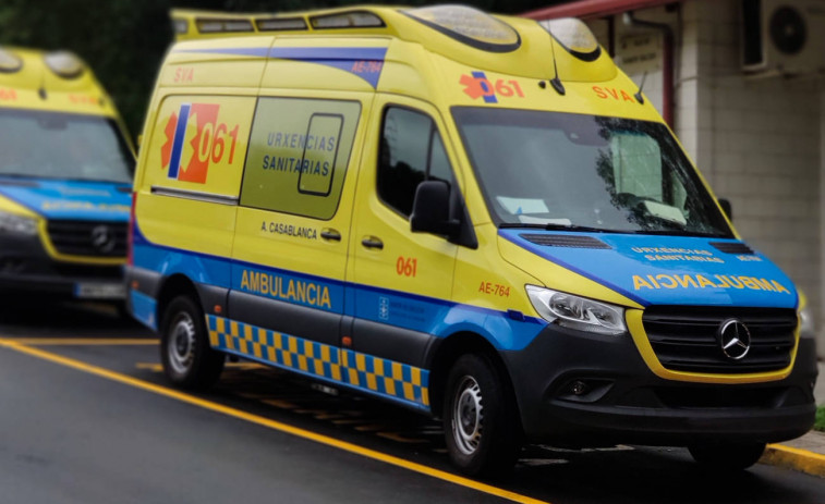 FACUA Galicia denuncia a Ambulancias Rías Baixas por tener un 902 como teléfono de urgencias