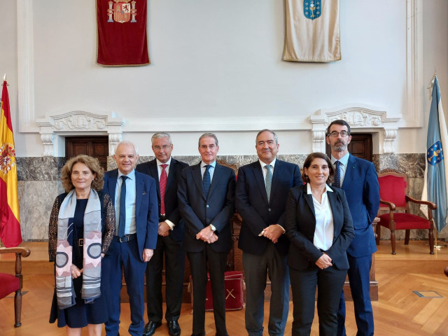 José María Gómez y Díaz-Castroverde (TSXG) recibe al presidente del Consejo de la Magistratura de Buenos Aires.