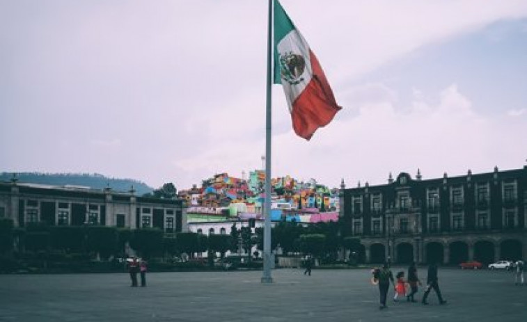 Un seísmo de magnitud 7,7 sacude México apenas una hora después de celebrar un simulacro contra terremotos