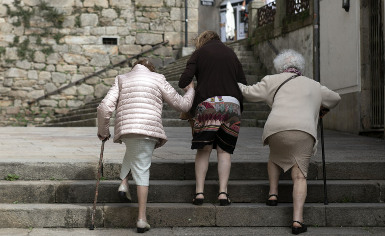 Los pensionistas de Ourense y Lugo no alcanzan los 1.000 euros al mes de media