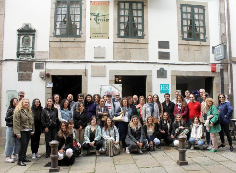 Nava Castro hace de anfitriona para a una treintena de turoperadores portugueses en su visita a Galicia