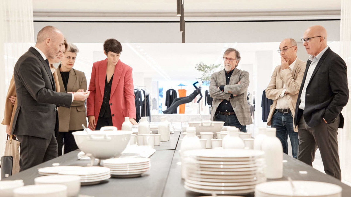 Ana Pontu00f3n visitando Inditex en Arteixo