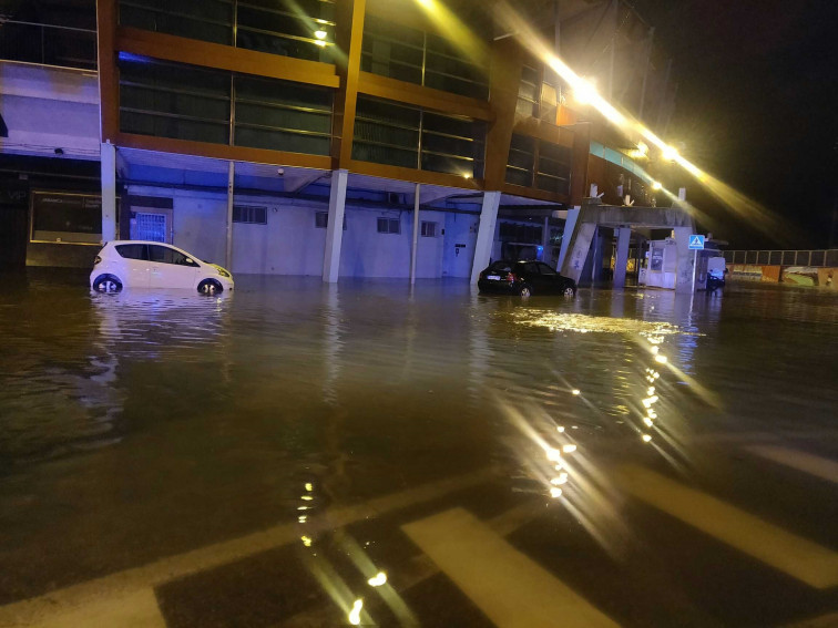 Inundaciones en Vigo: cortes en las zonas de Balaídos, Navia y varias calles debido al temporal