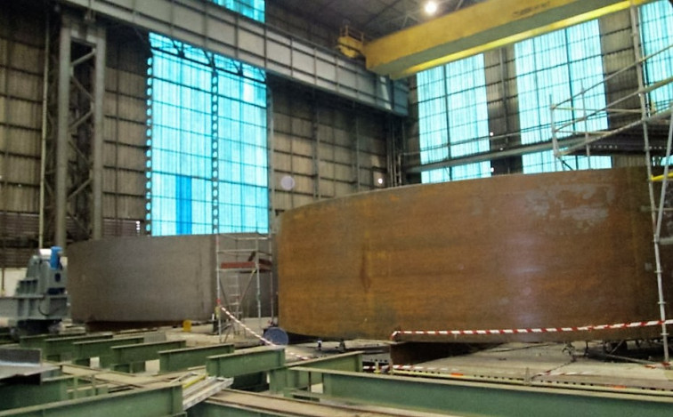 Navantia y Windar completan en A Coruña la primera de las virolas para un parque eólico marino de Escocia