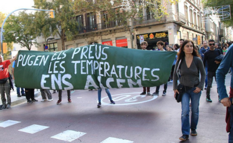 Protestas en Barcelona ante la inacción política contra el cambio climático