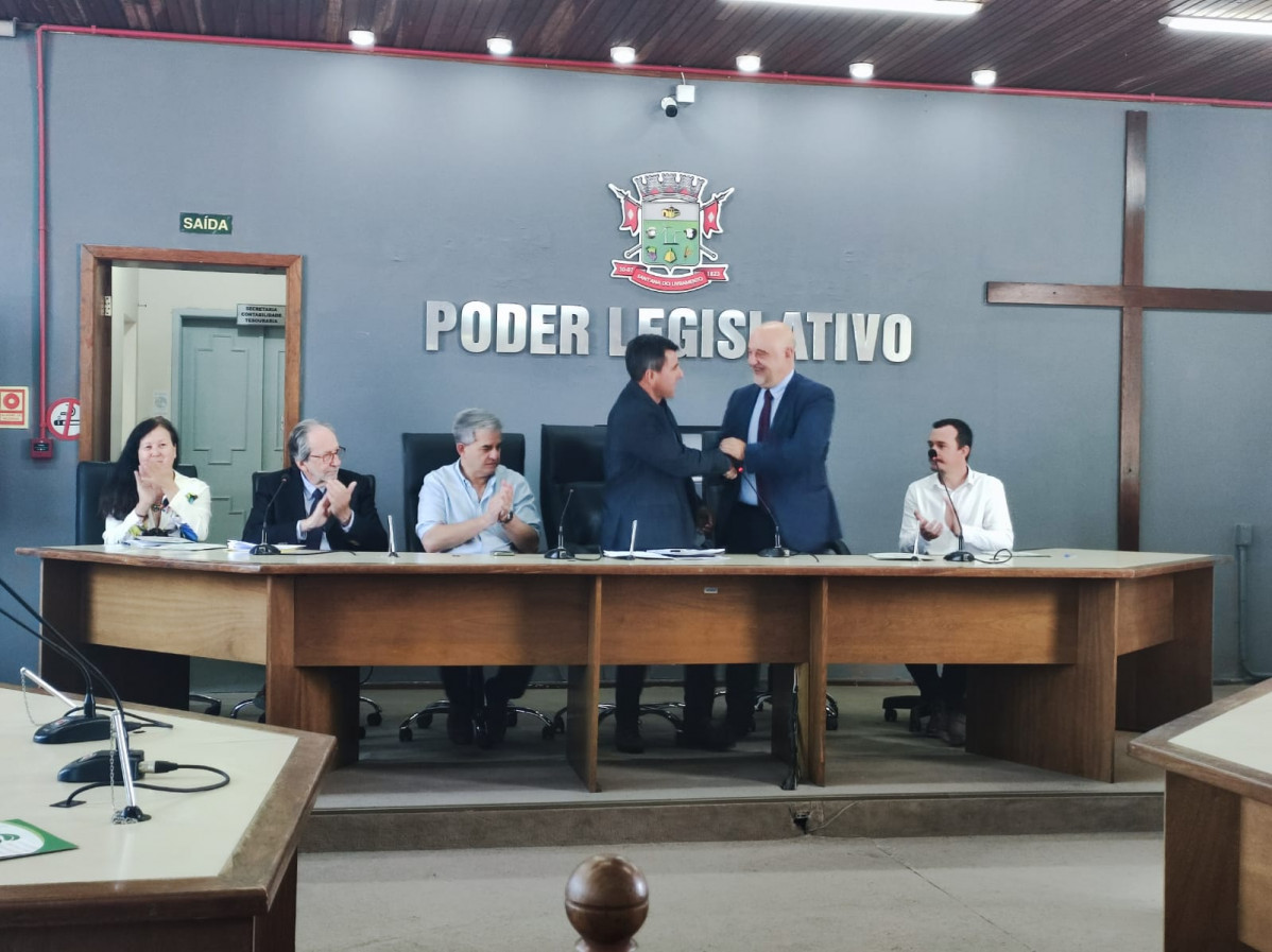 El Secretario general del Eixo Atlu00e1ntico con el Presidente Legislativo de Santana do Livramento, Brasil