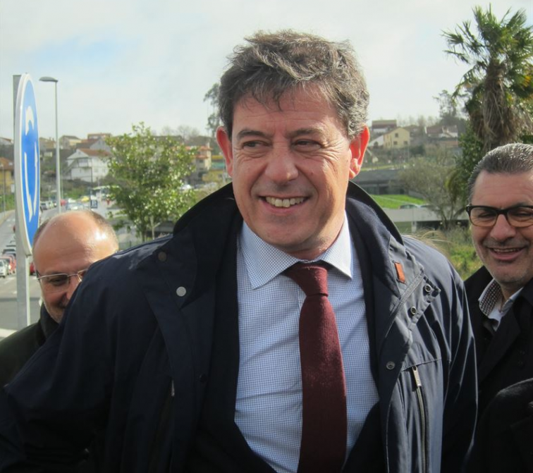 Besteiro garantiza las primarias, pero no aclara si se presentará