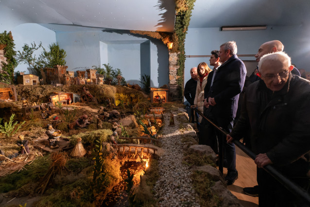 El presidente de la Xunta, Alfonso Rueda, en la inauguración del belén de Begonte (Lugo)