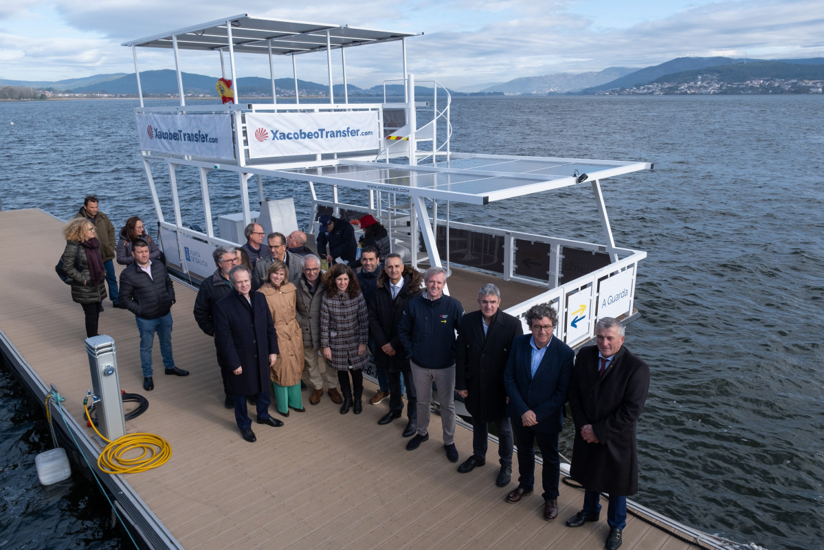 Nueva embarcaciu00f3n del Xacobeo Transfer