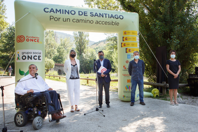 Archivo - Presentación de la iniciativa 'Camino de Santiago Francés Accesible', premiada por la revista Viajar
