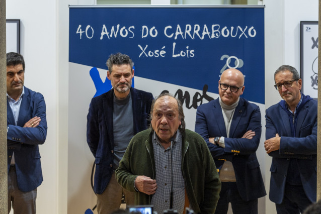 -17.00 Horas: Inauguración Da Exposición 40 Anos Do Carrabouxo.- O Presidente Da Deputación, Manuel Baltar, Inaugura A Exposición 40 Anos Do Carrabouxo Acompañado Polo Director De La Región, Xosé Pastoriza, Xose Lois González O Carrabouxo E Aurelio Gómez