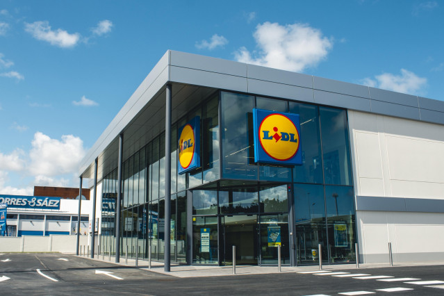 Archivo - Supermrcado Lidl en A Grela