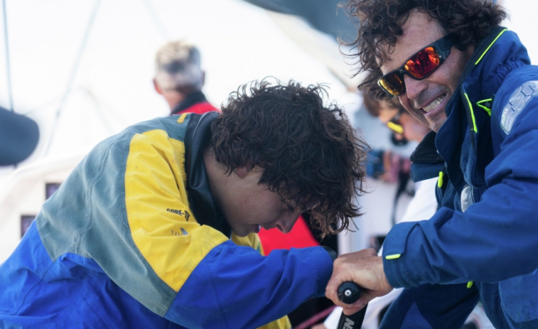 Cuatro regatistas de Galicia listos para competir en la Ocean Race, la durísima vuelta al mundo a vela