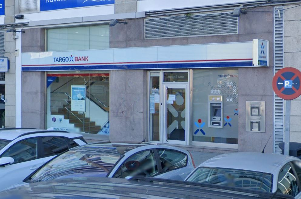 Oficina de Targobank en Cu00e1novas del Castillo cerca del Puerto de Vigo en una imagen de Google Street View