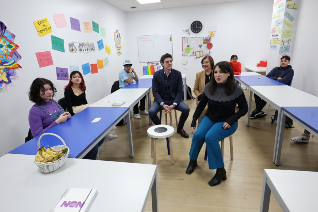 La conselleira de Promoción do Emprego e Igualdade, María Jesús Lorenzana, este martes durante su visita en Lugo para reconocer el trabajo que desarrolla la Fundación Juan Soñador