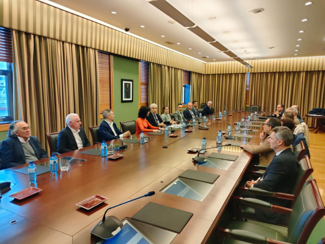 Xunta y Pymar ponen en marcha una iniciativa para ayudar a las empresas del sector naval a optar a los fondos del Perte.