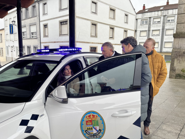 Palas de Rei (Lugo) dota a la Policía Local de un nuevo vehículo con el sistema de renting impulsado por la Xunta.
