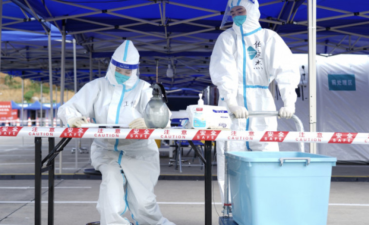 Los expertos cifran en 9.000 los muertos diarios en China por coronavirus