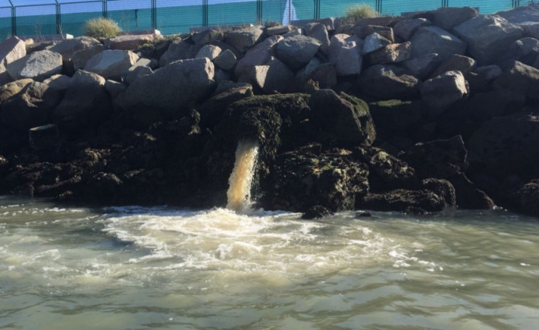Vertidos constantes de la ciudad de Vigo siguen contaminando la Ría de Vigo, denuncian ecologistas