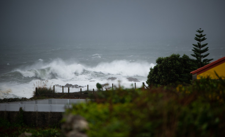 Galicia vive una jornada de alertas por lluvia y viento