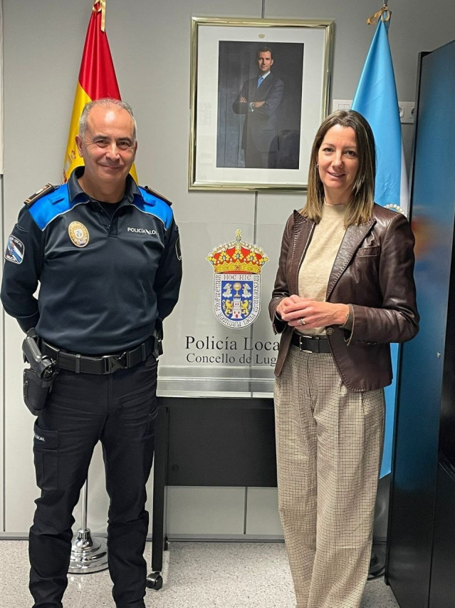 La alcaldesa de Lugo, Lara Méndez, junto al jefe de la Policía Local, Jesús Piñeiro.