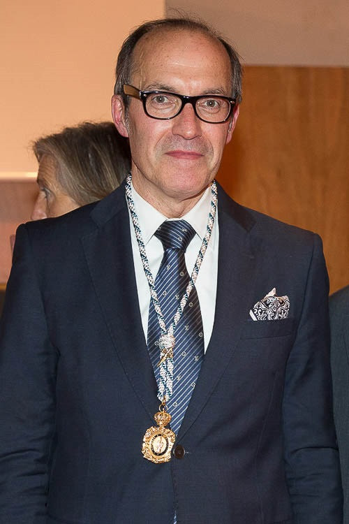 Archivo - El académico numerario de la sección de ciencias técnicas de la RAGC, Senén Barro, impartirá una lección bajo el título 'Intelixencia Artificial: o noso último invento'.