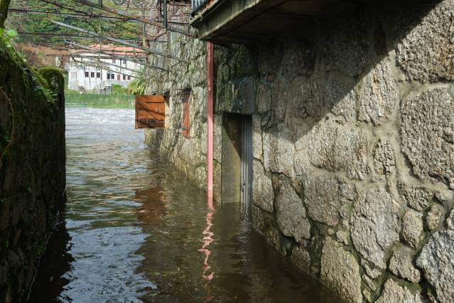Inundaciones provocadas por el desbordamiento del río Tambre, a 17 de enero de 2023, en Ponte Maceira, A Coruña, Galicia (España). La Dirección General de Emergencias e Interior de la Vicepresidencia Segunda de la Xunta ha activado el Plan Especial ante e